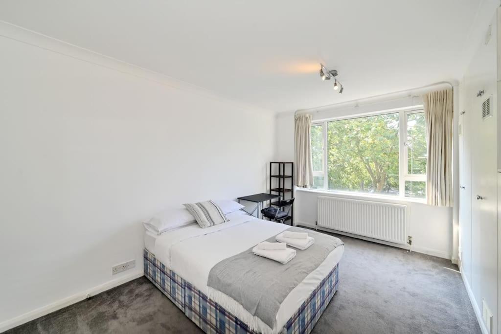 3-bedroom With Parking In Maida Vale Appartamento *